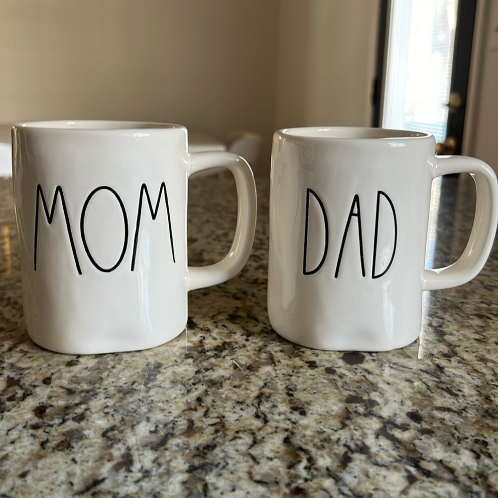 Rae Dunn Mom & Dad Mug Set